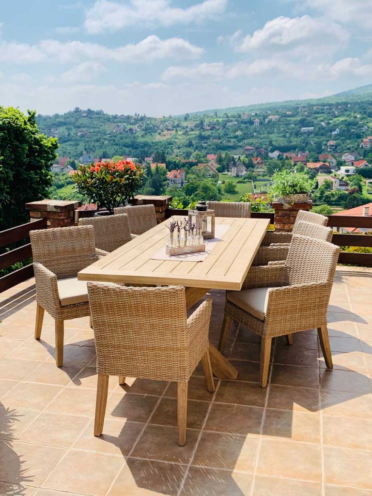 Brisbane Premium outdoor dining set - 9-piece garden furniture - Globero