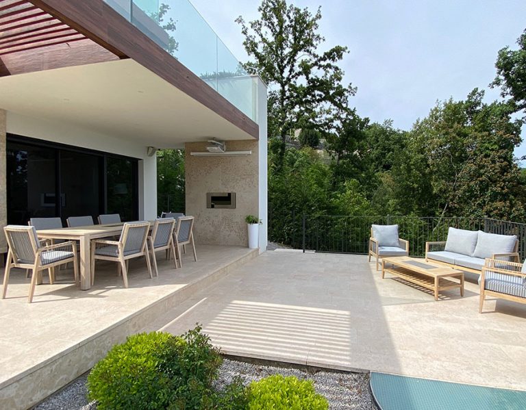 Canberra Premium Outdoor Wood Dining Set 9piece garden furniture