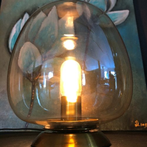 Asztali-lámpa-konyak-színű